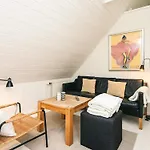 Апартаменты 4 Person In *