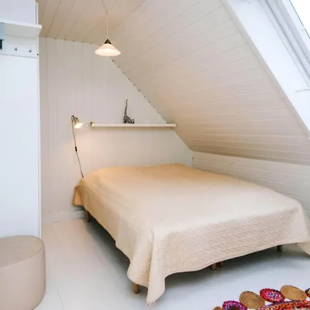 아파트 4 Person In 보르콥